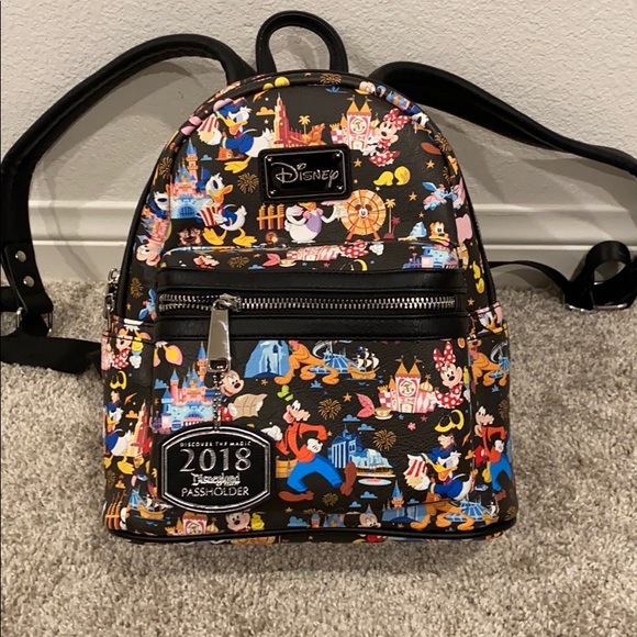 disneyland backpack 2018